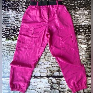 Forever 21 Belted Cargo Joggers Size Small Pink